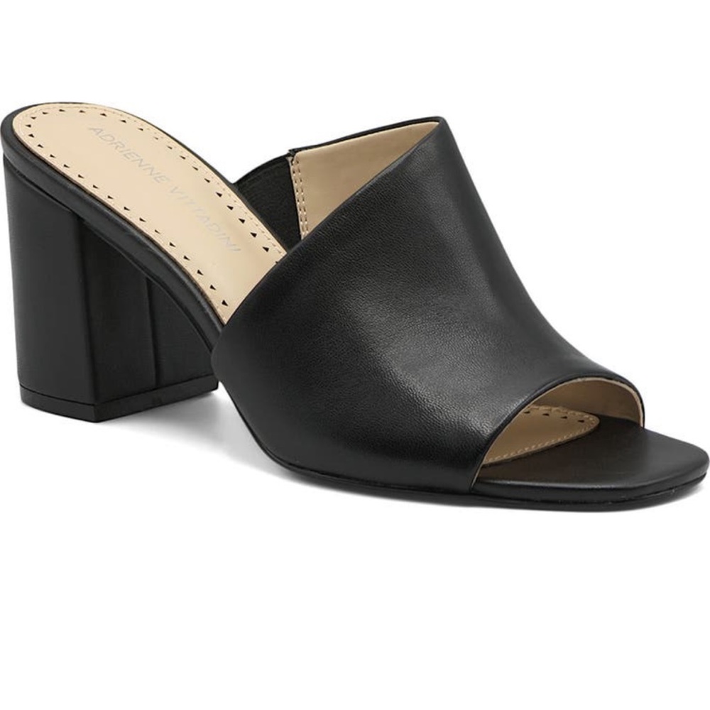 Adrianne Vittadini Albi Mule Black